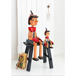 Pinocchio Sitting Figurine – Small 30cm