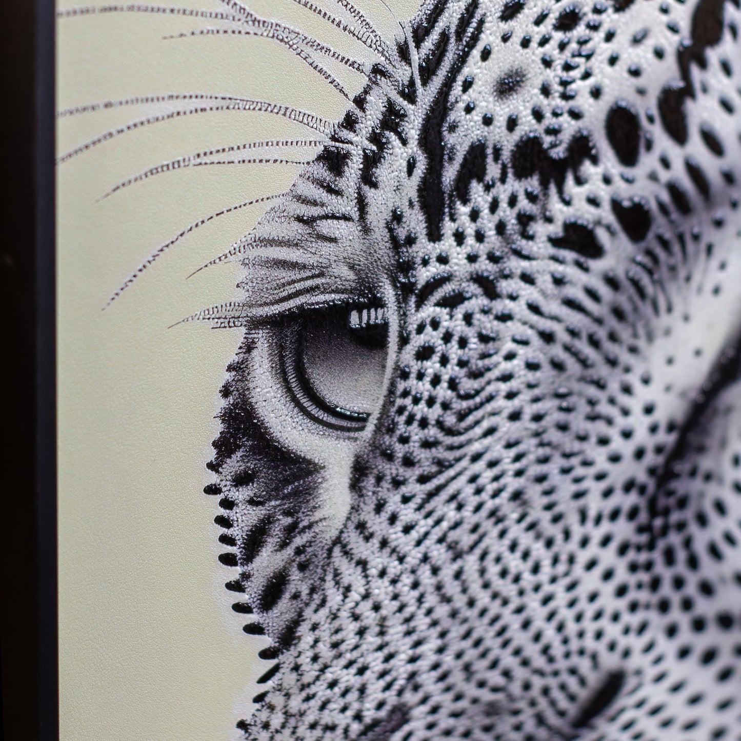 Framed Art - Black and White Leopard 60x80