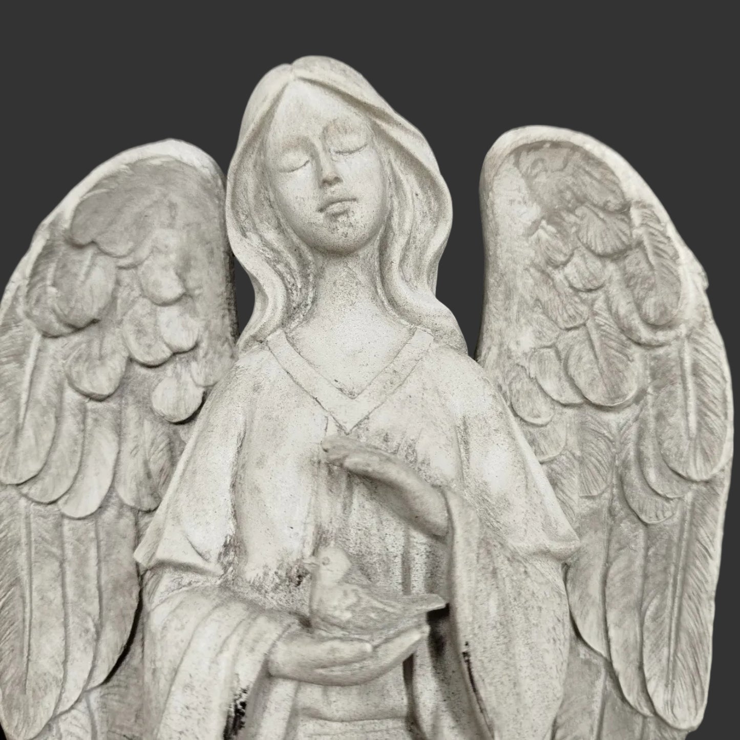 Figurine - Angel with bird