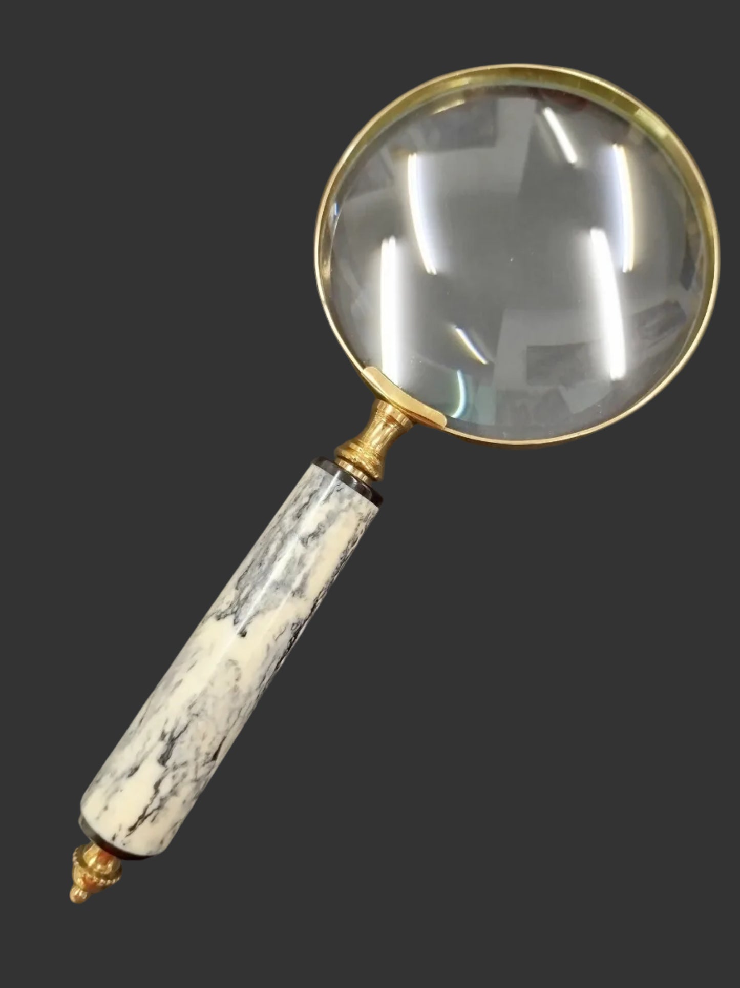 Magnifying Glass - Marble Look