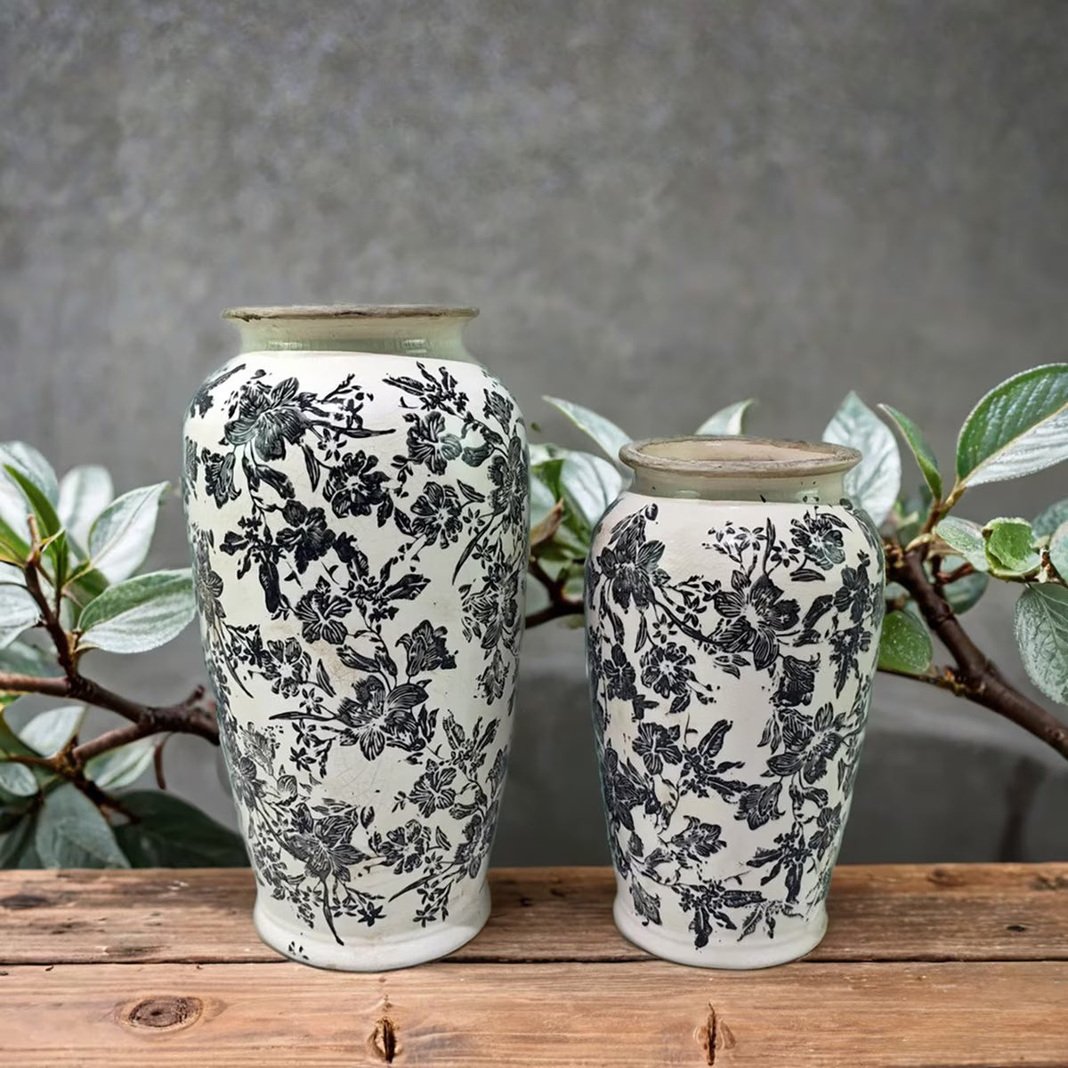 Black Floral Vase