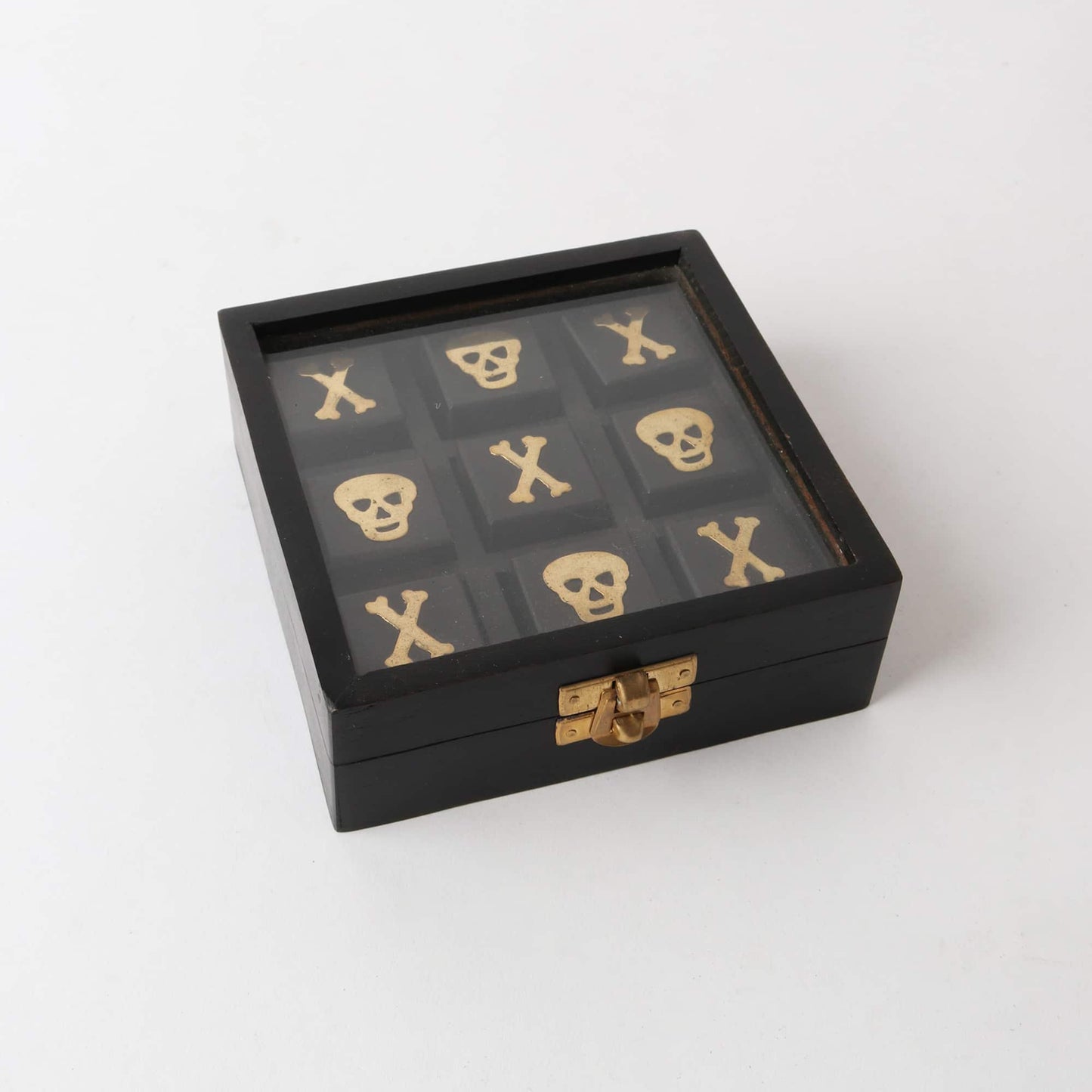Games - Tic Tac Toe Skulls