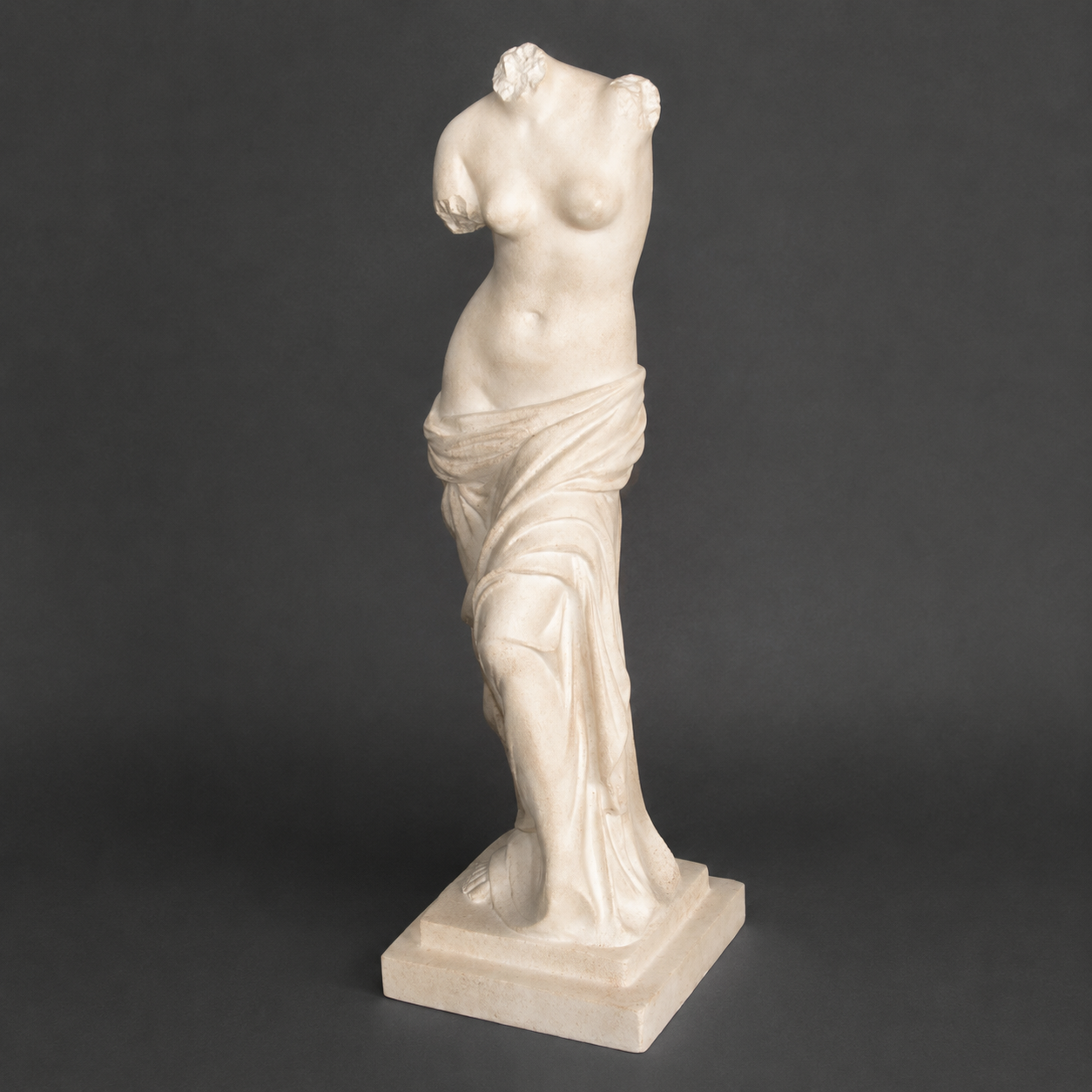 Statue - Diana Statue