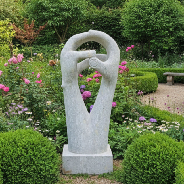 Statue - Stone hands