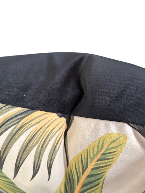 Cushion - Botanical Leaf Cushion