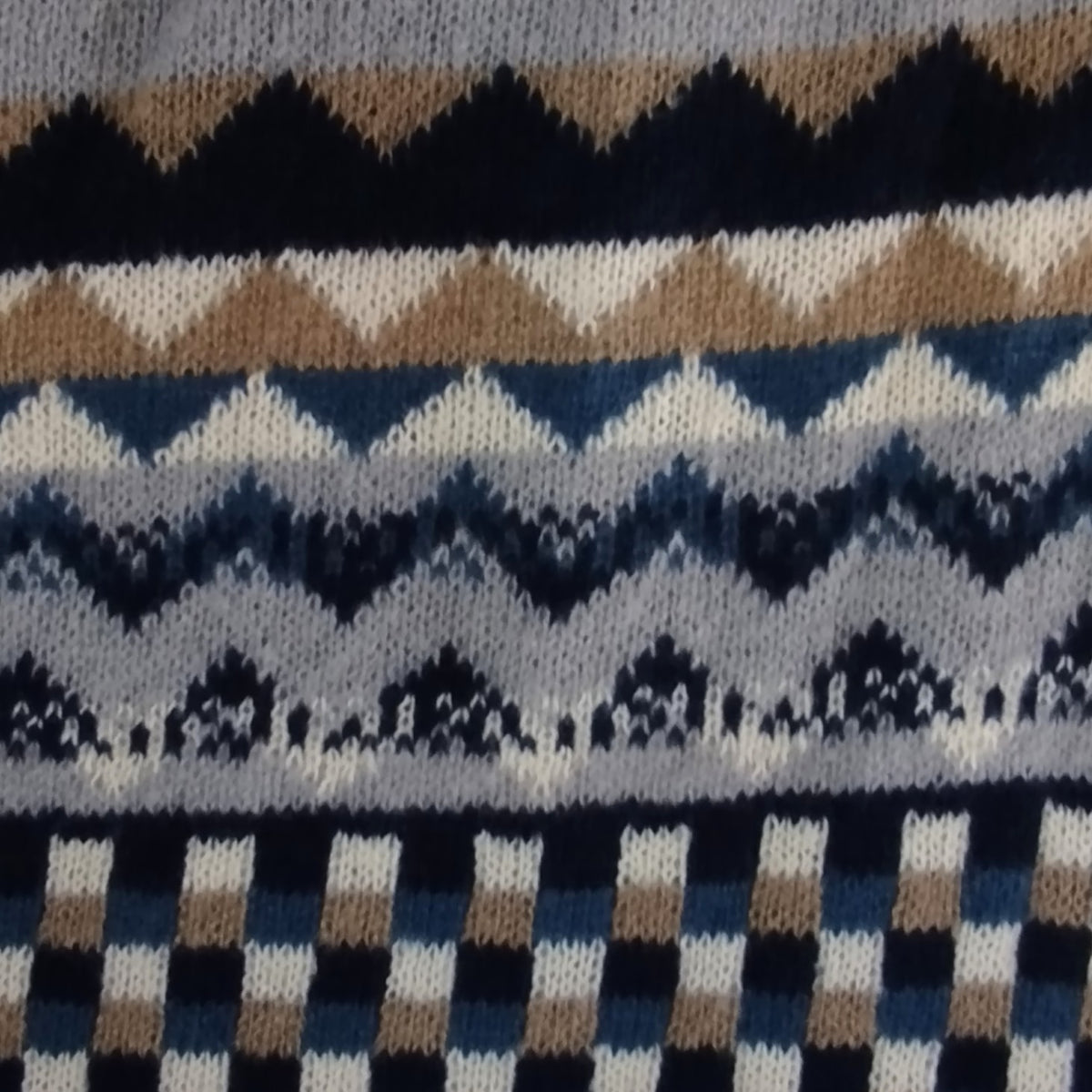Nomad Knit Throw with Ruffle Border - Four Colours Available