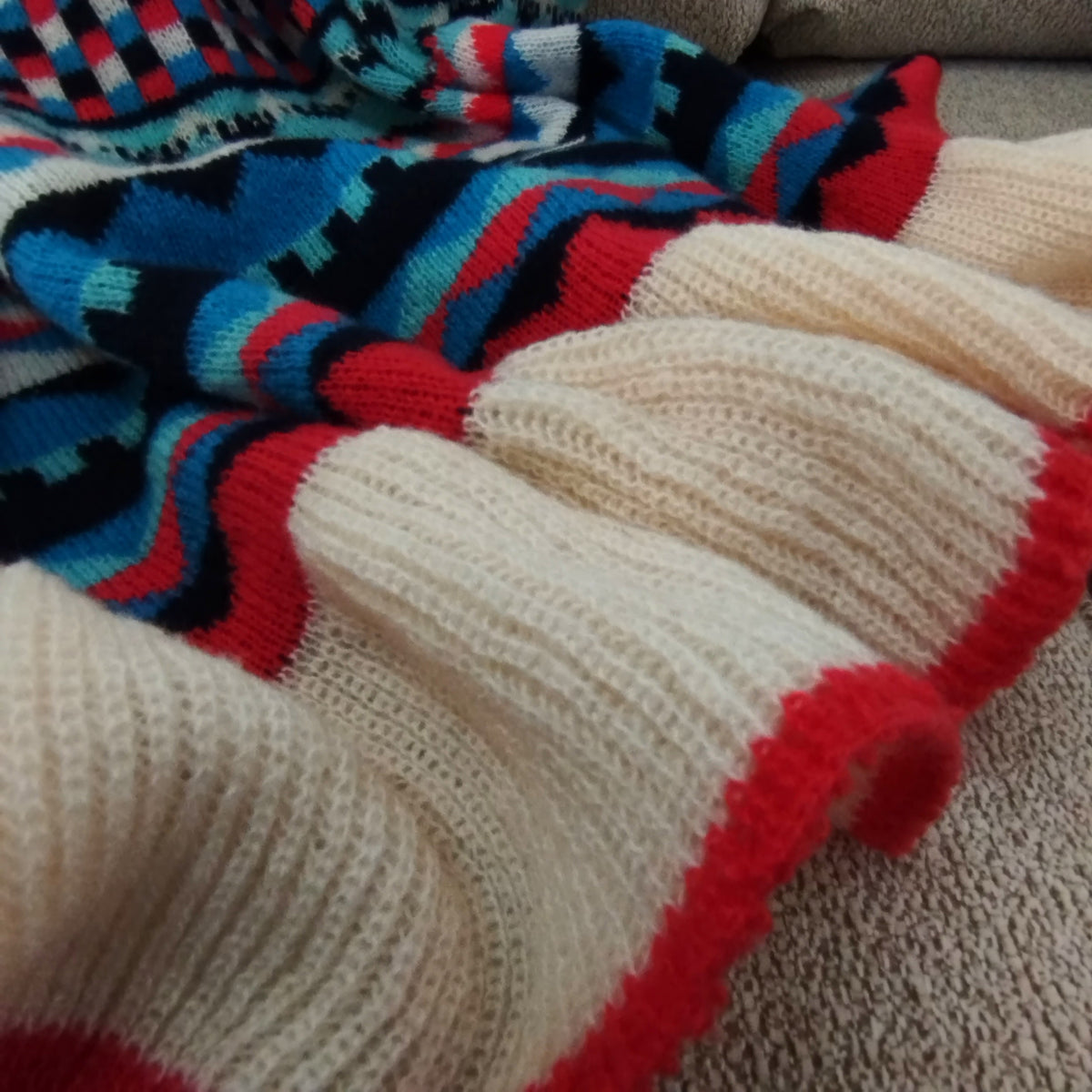 Nomad Knit Throw with Ruffle Border - Four Colours Available