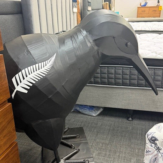Outdoor Sculpture - Silver Fern Kiwi