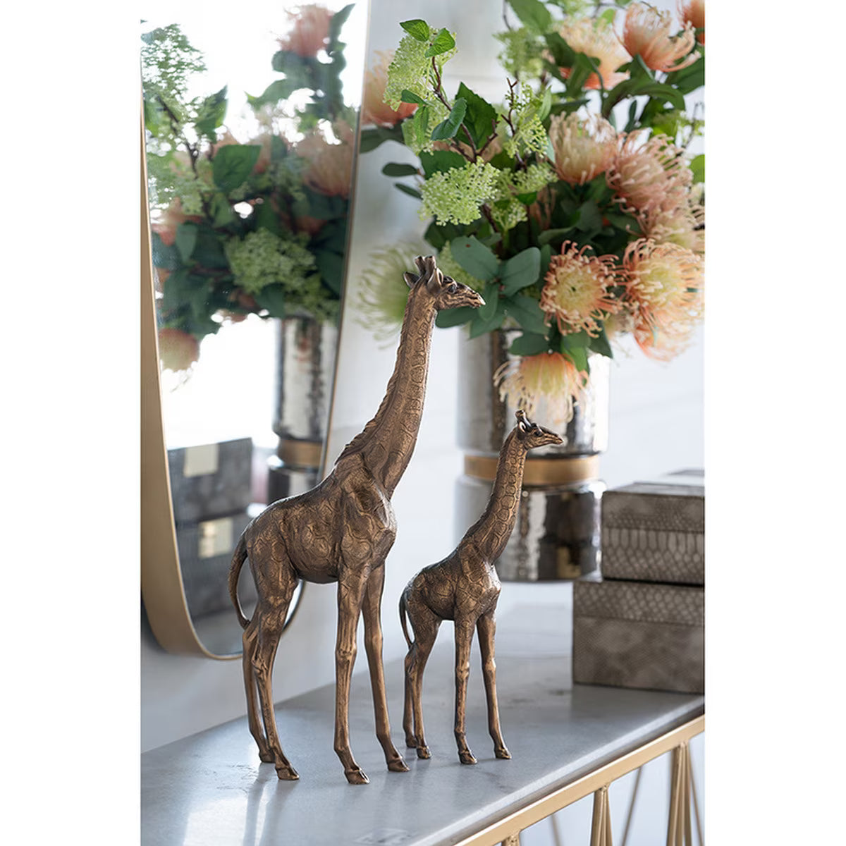 Giraffe Statue - Large