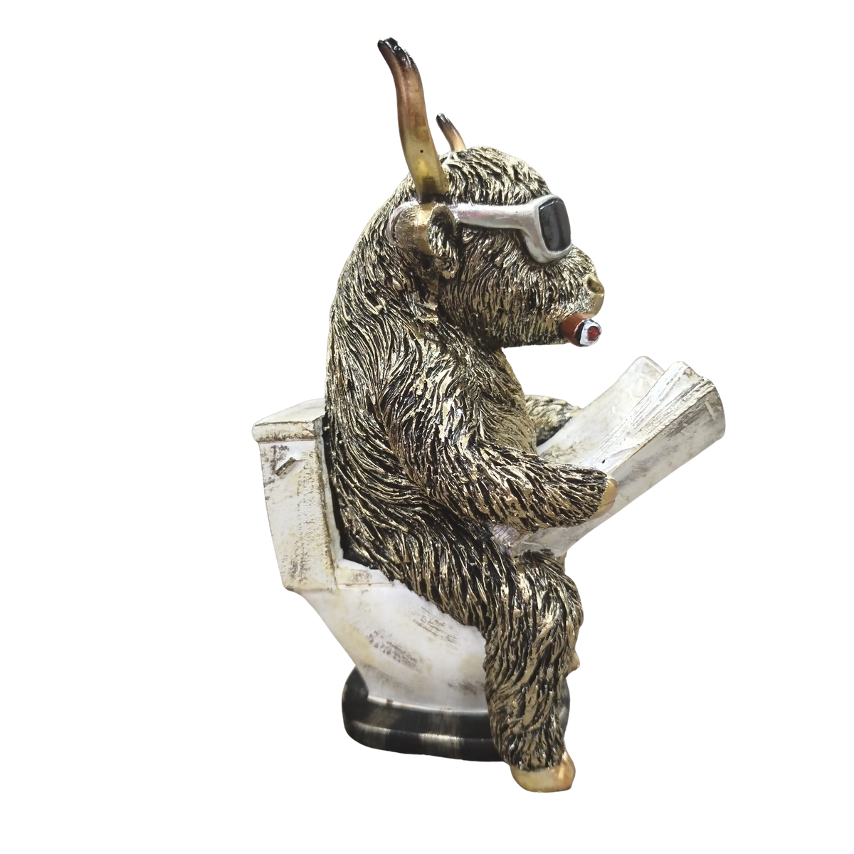Highland Cow – Bathroom Break