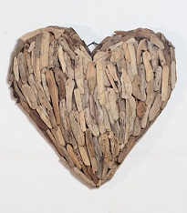 Wall Hanging Driftwood Heart Deco